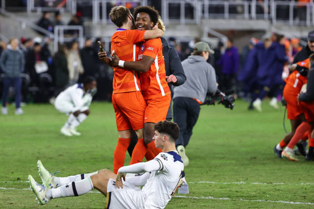 图片报:利雅得胜利已与拜仁边锋科曼就个人合同达成协议.